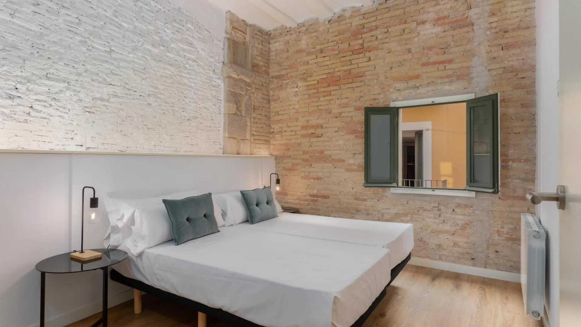 Апартаменты Flateli Sant Agusti Жирона